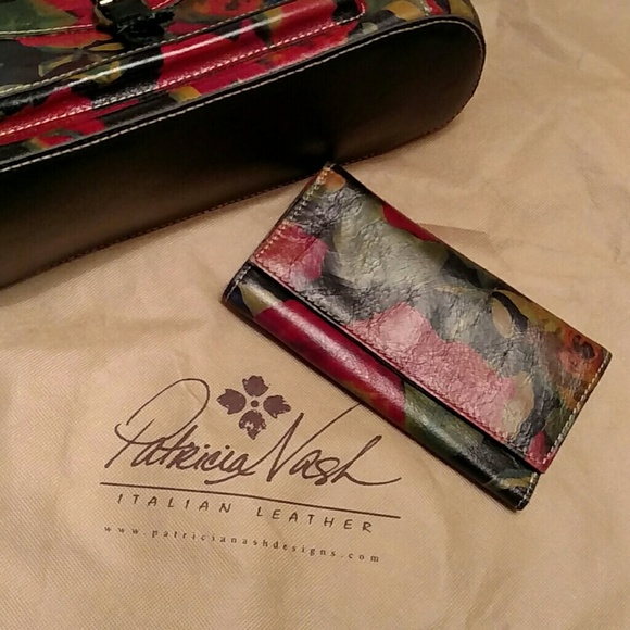 Patricia Nash Italian Leather wallet - Picture 2 of 7
